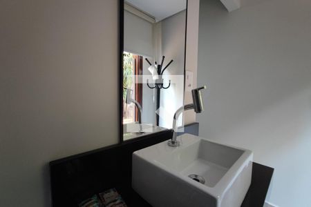 Casa à venda com 615m², 6 quartos e 6 vagas Casa à venda com 615m², 6 quartos e 6 vagasBanheiro Suíte 5