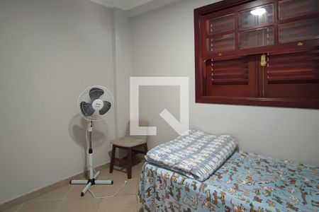 Casa à venda com 615m², 6 quartos e 6 vagas Casa à venda com 615m², 6 quartos e 6 vagasQuarto de Serviço