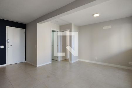 Sala de apartamento para alugar com 1 quarto, 67m² em Barra Olímpica, Rio de Janeiro
