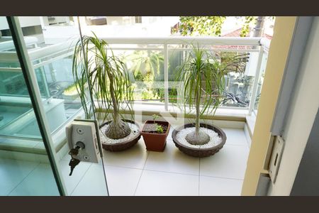 Apartamento à venda com 155m², 3 quartos e 2 vagasVaranda - Quarto 1