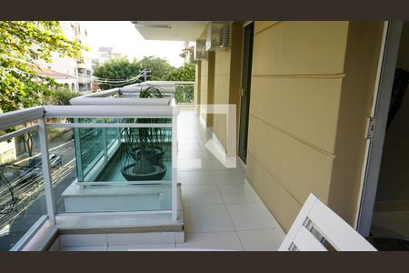 Apartamento à venda com 155m², 3 quartos e 2 vagasVaranda - Sala - Quartos