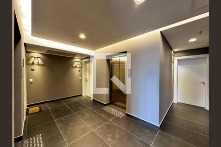 Apartamento à venda com 78m², 2 quartos e 2 vagasHall Apartamento