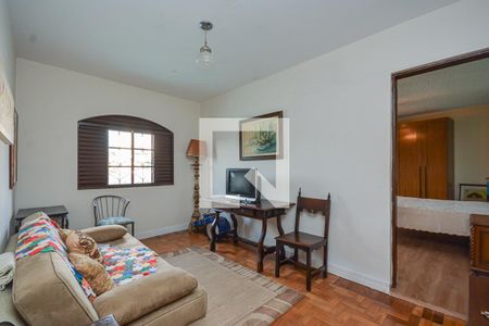 Casa à venda com 185m², 4 quartos e 2 vagas Casa à venda com 185m², 4 quartos e 2 vagasSala