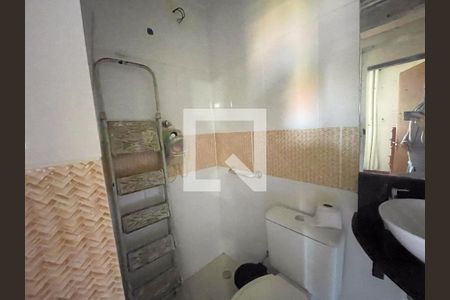 Apartamento à venda com 52m², 3 quartos e 1 vaga Apartamento à venda com 52m², 3 quartos e 1 vagaBanheiro Social