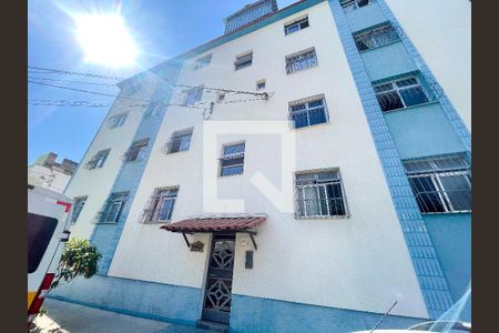 Apartamento à venda com 52m², 3 quartos e 1 vaga Apartamento à venda com 52m², 3 quartos e 1 vagaFachada