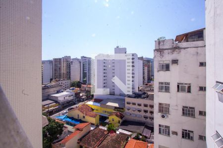 Apartamento à venda com 240m², 3 quartos e 2 vagas Apartamento à venda com 240m², 3 quartos e 2 vagasVista da Suíte