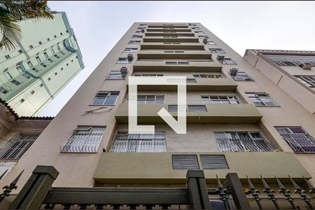 Apartamento à venda com 240m², 3 quartos e 2 vagas Apartamento à venda com 240m², 3 quartos e 2 vagasFachada