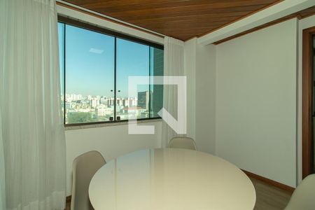 Sala de apartamento para alugar com 1 quarto, 55m² em Cristo Redentor, Porto Alegre