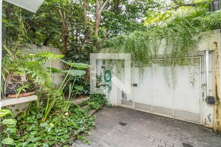 Casa à venda com 259m², 2 quartos e 1 vaga