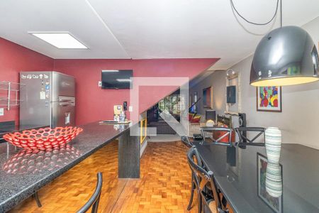 Casa à venda com 259m², 2 quartos e 1 vaga