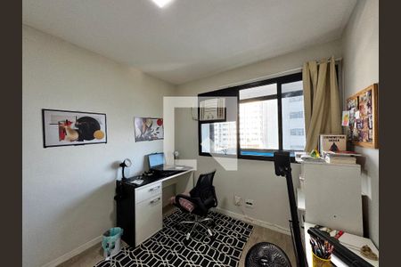 Quarto de apartamento à venda com 2 quartos, 68m² em Barra da Tijuca, Rio de Janeiro