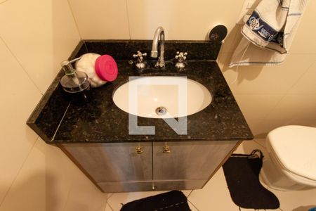 Casa à venda com 153m², 3 quartos e 2 vagasBanheiro