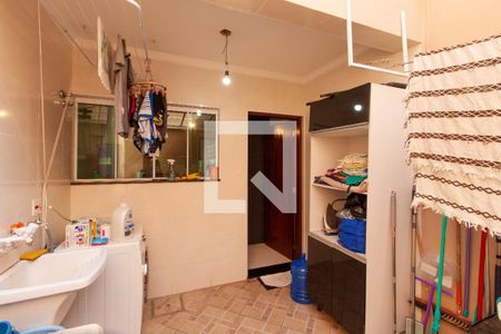 Casa à venda com 153m², 3 quartos e 2 vagasÁrea de Serviço