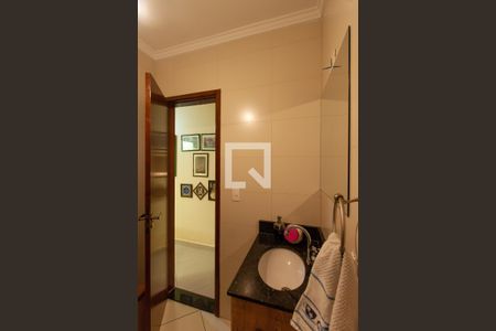 Casa à venda com 153m², 3 quartos e 2 vagasBanheiro