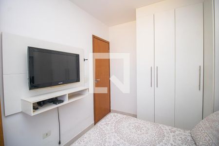 Quarto 1 de apartamento para alugar com 2 quartos, 50m² em Vila Nivi, São Paulo