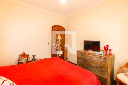 Casa à venda com 200m², 4 quartos e 2 vagas Casa à venda com 200m², 4 quartos e 2 vagasQuarto 1