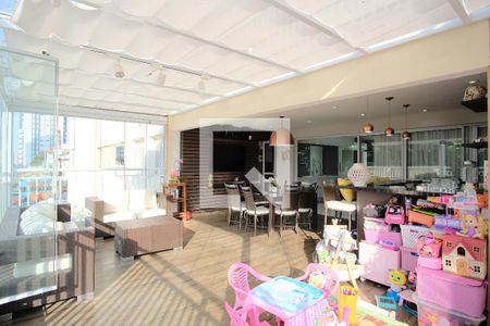 Apartamento à venda com 150m², 2 quartos e 3 vagasVaranda