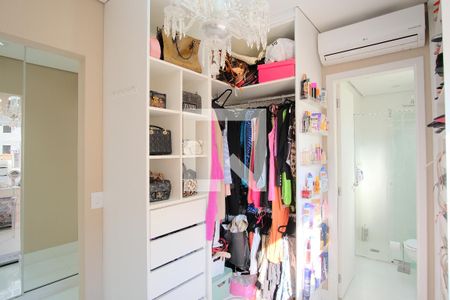 Apartamento à venda com 150m², 2 quartos e 3 vagasCloset da suíte