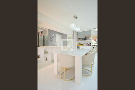 Apartamento à venda com 150m², 2 quartos e 3 vagasSala