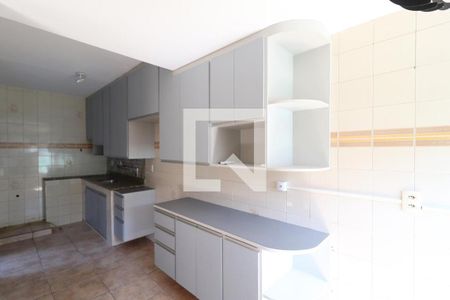 Casa à venda com 190m², 3 quartos e 2 vagasCozinha
