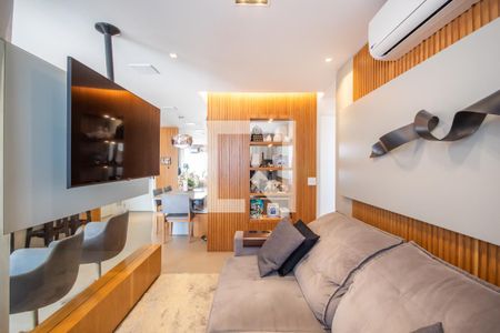 Sala de TV de apartamento para alugar com 2 quartos, 77m² em Centro, Osasco