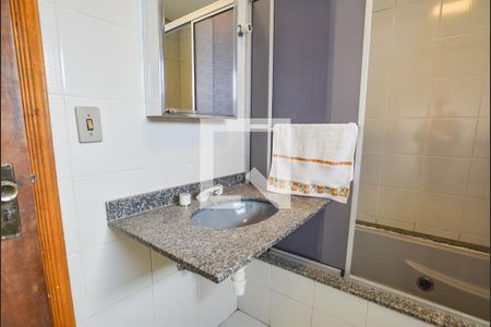 Apartamento à venda com 126m², 3 quartos e 2 vagasBanheiro da Suíte