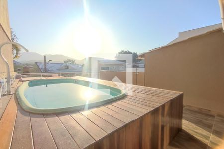 Casa de condomínio à venda com 100m², 3 quartos e 2 vagas Casa de condomínio à venda com 100m², 3 quartos e 2 vagas3º Pav - Area de Lazer