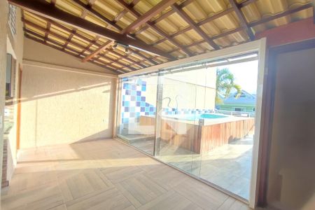 Casa de condomínio à venda com 100m², 3 quartos e 2 vagas Casa de condomínio à venda com 100m², 3 quartos e 2 vagas3º Pav - Area Gourmet