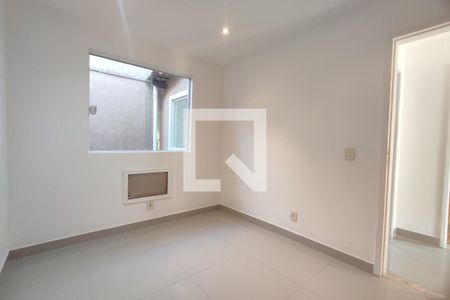 Casa de condomínio à venda com 100m², 3 quartos e 2 vagas Casa de condomínio à venda com 100m², 3 quartos e 2 vagas2º Pav - Quarto 1