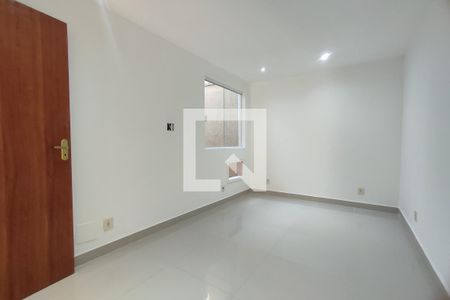 Casa de condomínio à venda com 100m², 3 quartos e 2 vagas Casa de condomínio à venda com 100m², 3 quartos e 2 vagas2º Pav - Quarto 2