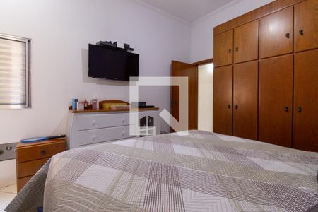 Suíte 1 de casa à venda com 4 quartos, 247m² em Vila Monumento, São Paulo