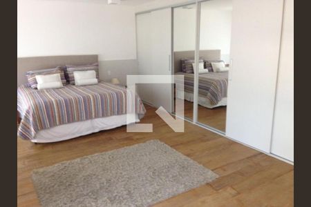 Casa à venda com 450m², 4 quartos e 4 vagas