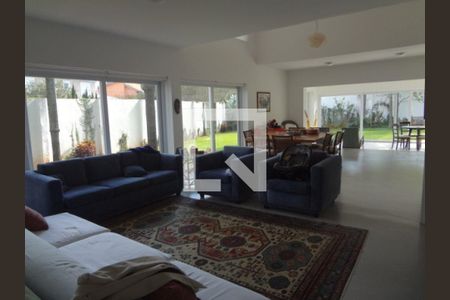 Casa à venda com 450m², 4 quartos e 4 vagas