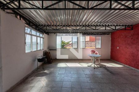 Casa à venda com 64m², 3 quartos e 1 vagaTerraço