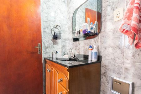 Casa à venda com 64m², 3 quartos e 1 vagaBanheiro