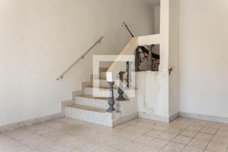 Casa à venda com 119m², 2 quartos e 2 vagas Casa à venda com 119m², 2 quartos e 2 vagasGaragem