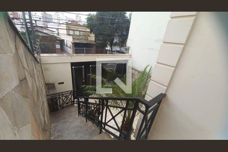Casa à venda com 240m², 3 quartos e 3 vagas