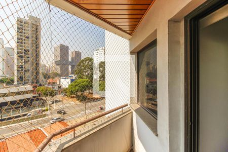 Apartamento à venda com 109m², 4 quartos e 1 vagaSacada do Quarto 