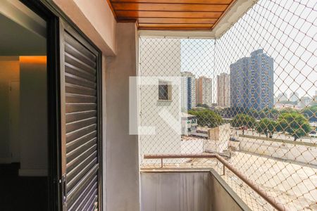 Apartamento à venda com 109m², 4 quartos e 1 vagaSacada do Quarto