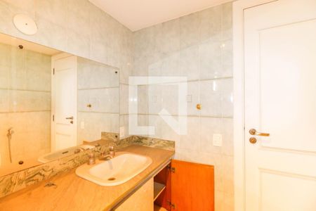 Apartamento à venda com 109m², 4 quartos e 1 vagaBanheiro Social