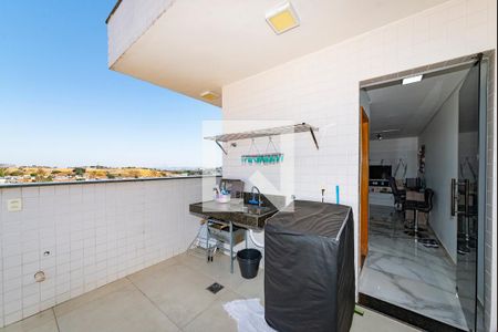 Apartamento à venda com 180m², 3 quartos e 4 vagas Apartamento à venda com 180m², 3 quartos e 4 vagasÁrea de Serviço