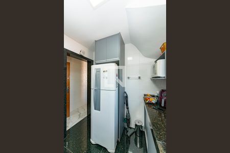 Apartamento à venda com 180m², 3 quartos e 4 vagas Apartamento à venda com 180m², 3 quartos e 4 vagasCozinha