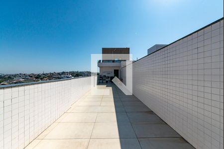 Apartamento à venda com 180m², 3 quartos e 4 vagas Apartamento à venda com 180m², 3 quartos e 4 vagasVaranda