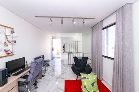 Apartamento à venda com 180m², 3 quartos e 4 vagas Apartamento à venda com 180m², 3 quartos e 4 vagasSala 2