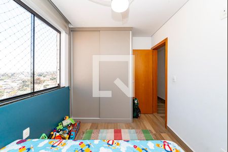 Apartamento à venda com 180m², 3 quartos e 4 vagas Apartamento à venda com 180m², 3 quartos e 4 vagasQuarto 2