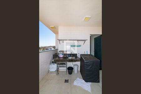 Apartamento à venda com 180m², 3 quartos e 4 vagas Apartamento à venda com 180m², 3 quartos e 4 vagasÁrea de Serviço