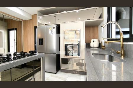 Casa de condomínio à venda com 320m², 3 quartos e 4 vagas Casa de condomínio à venda com 320m², 3 quartos e 4 vagasCozinha