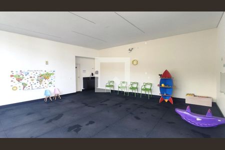 Casa de condomínio à venda com 320m², 3 quartos e 4 vagas Casa de condomínio à venda com 320m², 3 quartos e 4 vagasÁrea comum