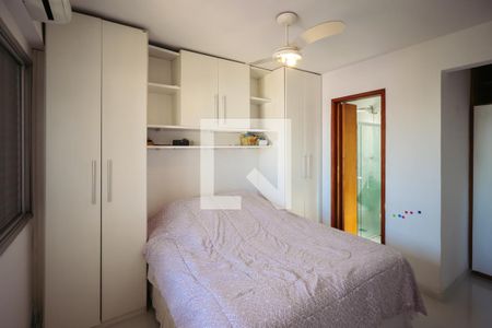 Apartamento à venda com 122m², 4 quartos e 1 vaga Apartamento à venda com 122m², 4 quartos e 1 vagaQuarto 3