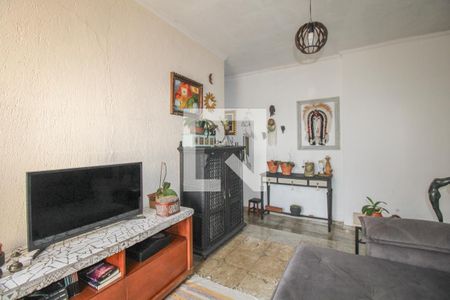 Casa à venda com 240m², 3 quartos e 3 vagas Casa à venda com 240m², 3 quartos e 3 vagasSala